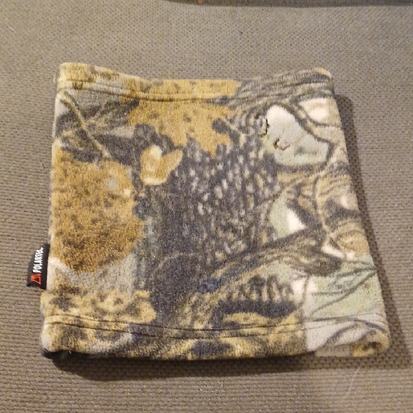 Cabela's Camouflage Scarf - Green and Brown RL39 - Picture 1 of 5